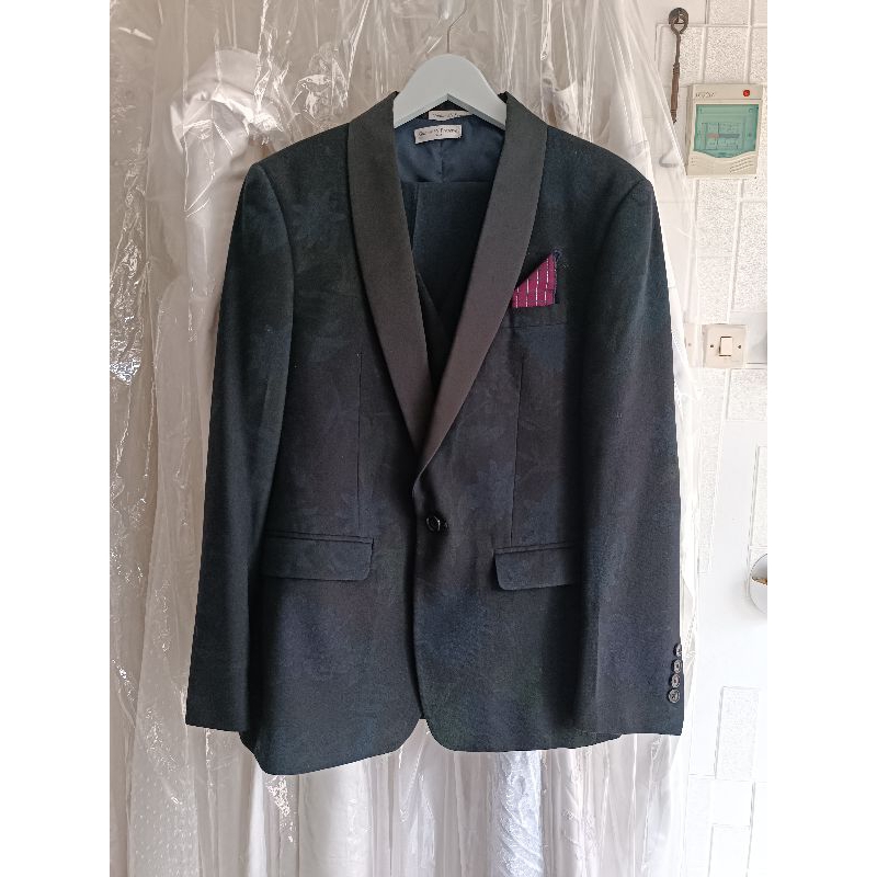 set jas + celana + rompi/vest pria size M preloved second