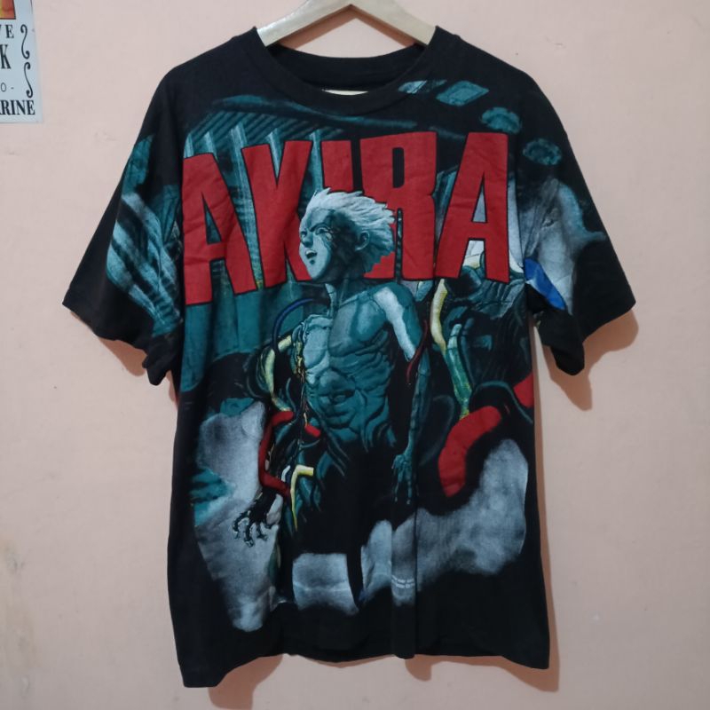 Kaos AOP vintage oversize AKIRA