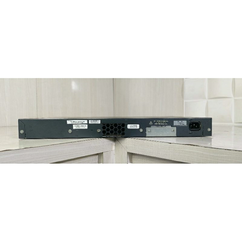 Cisco Catalyst 2960-S Series SIWS-C2960S-48TS-S V06