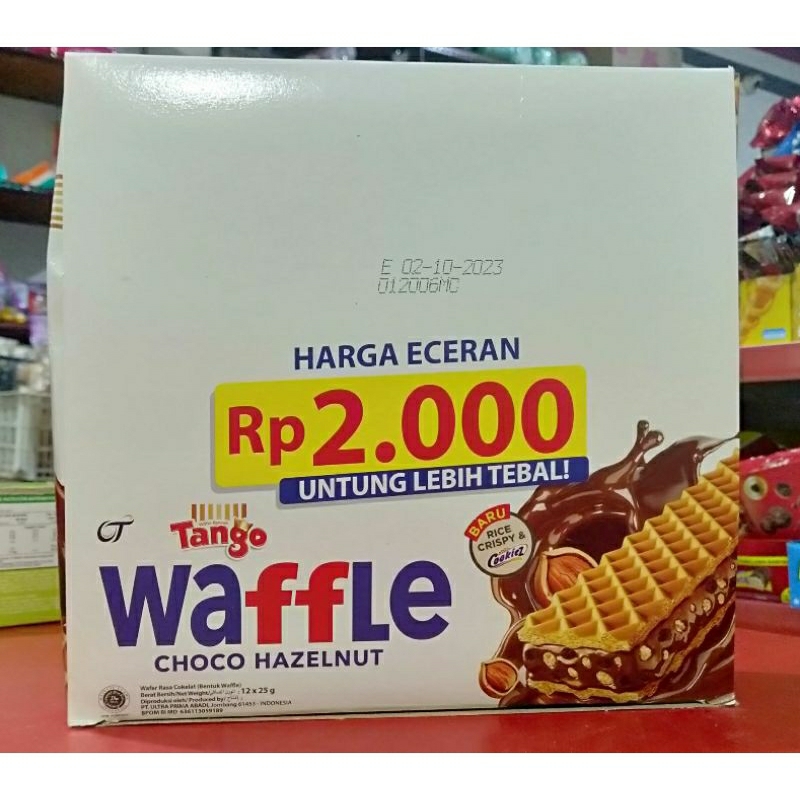 

TANGO WAFFLE CHOCO HAZELNUT 350g dgn isi 12*25g (12 pcs per box)