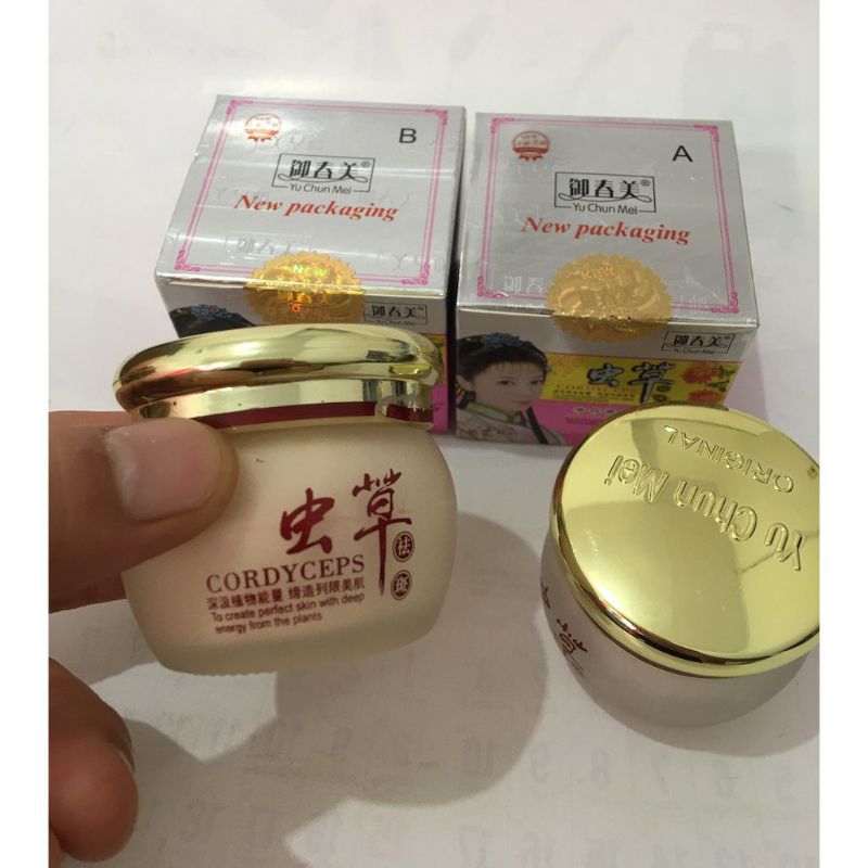 Set 2in1 Cream siang malam Yu Chen Mei original-Yu Chen Mei CordyCeps original impor