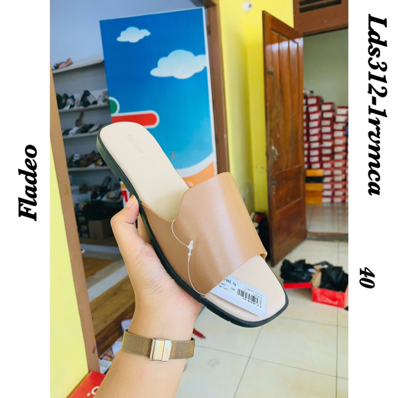 sandal fladeo wanita