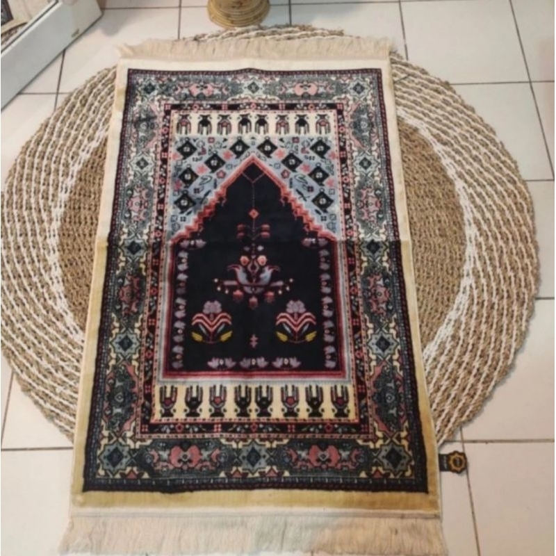 SAJADAH exclusive YAKAR FANTASY CARFET /Yakar Wangi