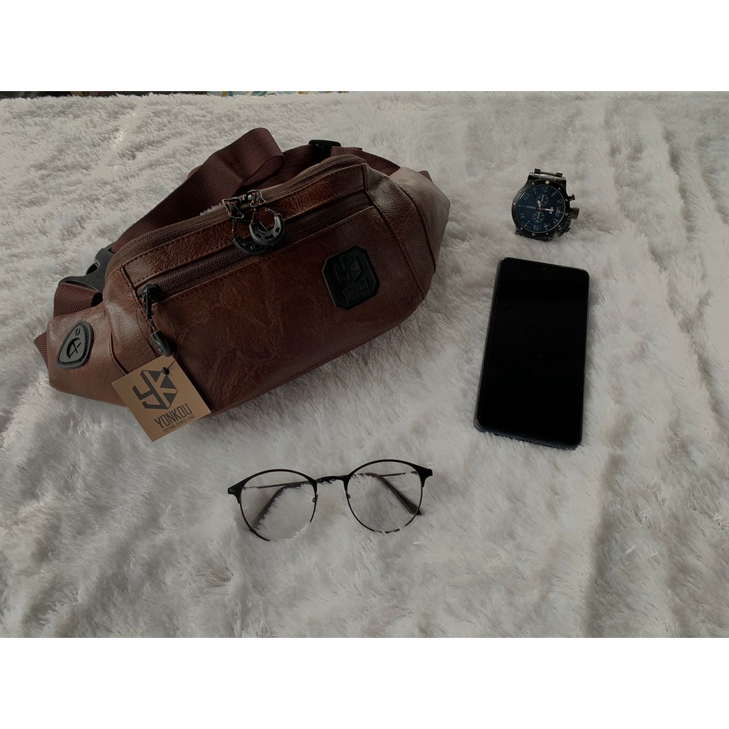 TAS SELEMPANG DISTRO / TAS SELEMPANG KULIT / TAS SELEMPANG PRIA ANTI AIR Coklat