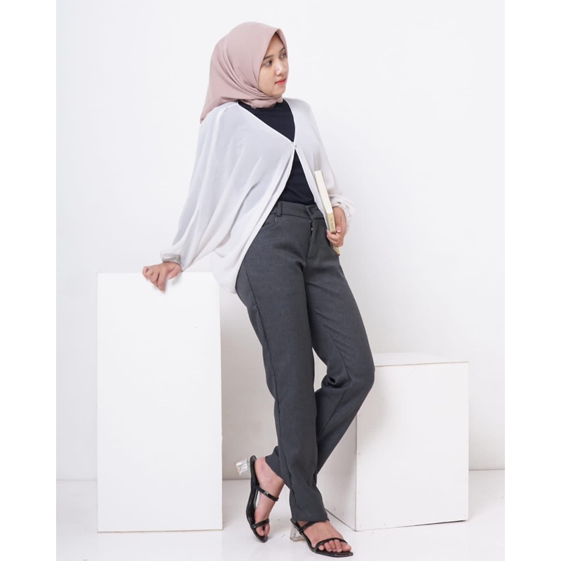 FLAMENTIS - Celana Bahan Formal Wanita Slimfit Premium (Abu Tua)