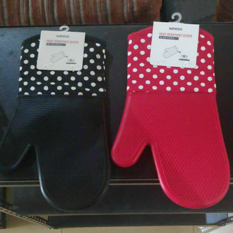 Miniso Heat Resistant Oven Glove / Sarung Tangan Anti Panas Bahan Silikon dan Kain