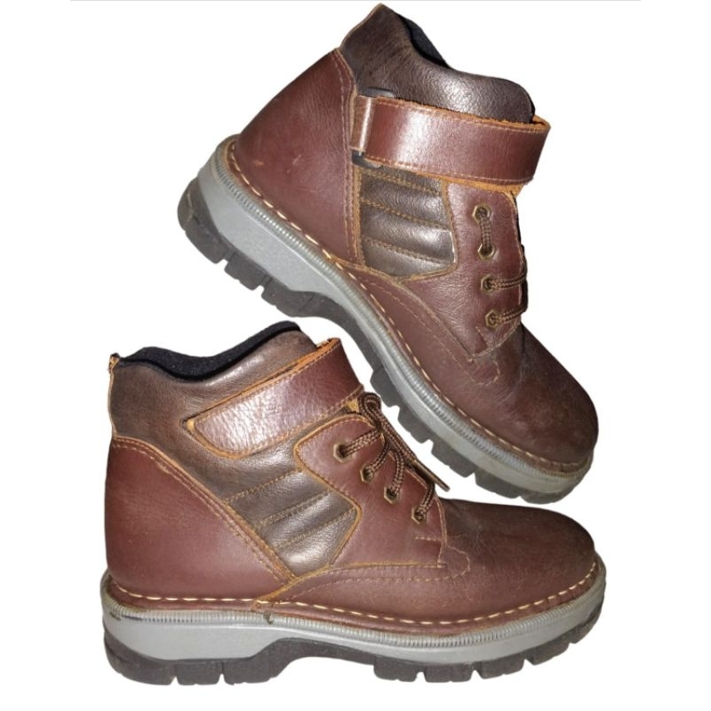 Sepatu Boots Finotti size 38