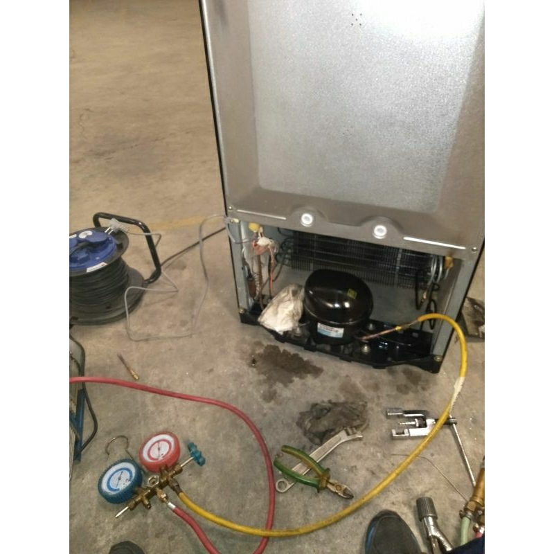 service AC ,KULKAS,MESIN CUCI