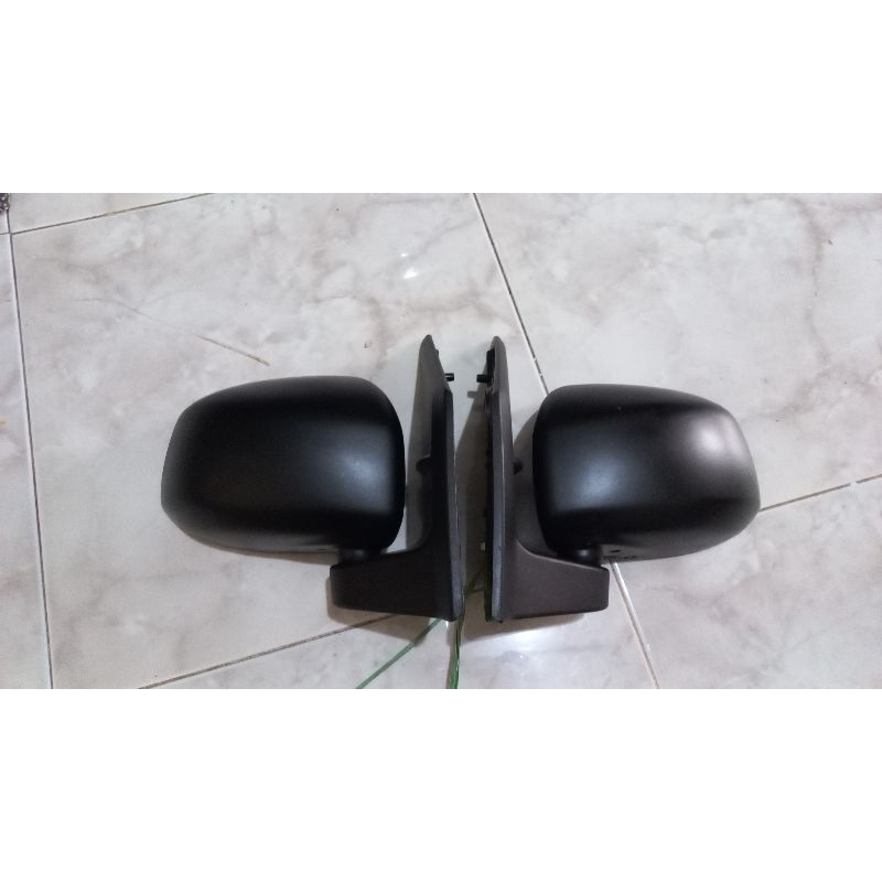 Spion mobil daihatsu sigra tipe M D X manual kanan kiri original