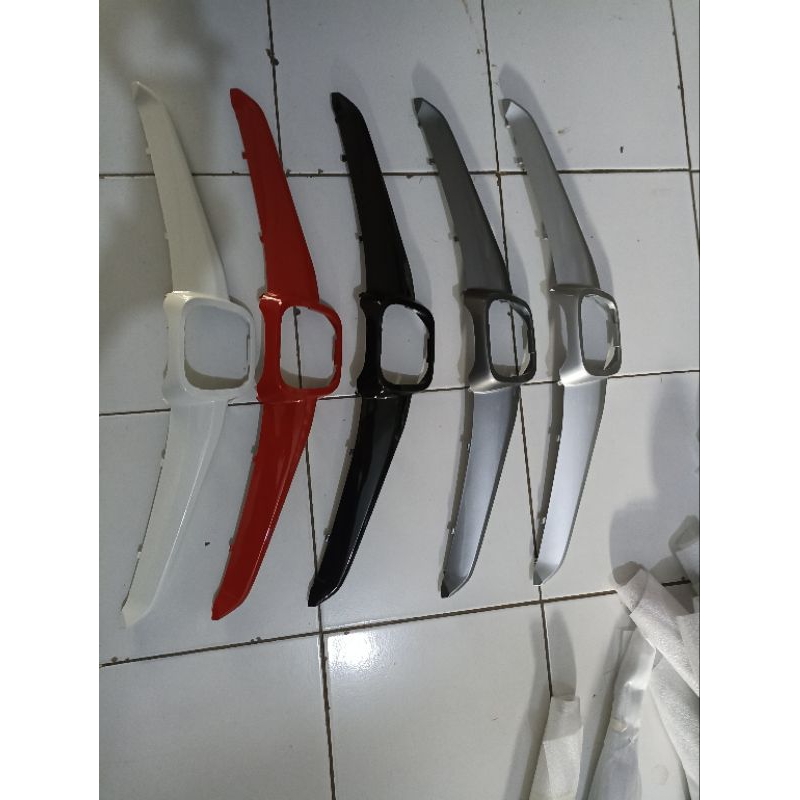 GRIL DEPAN JAZZ 2008-2011 TYPE S TYPE RS ORIGINAL GRILLE JAZZ 2008-2011 non facelift