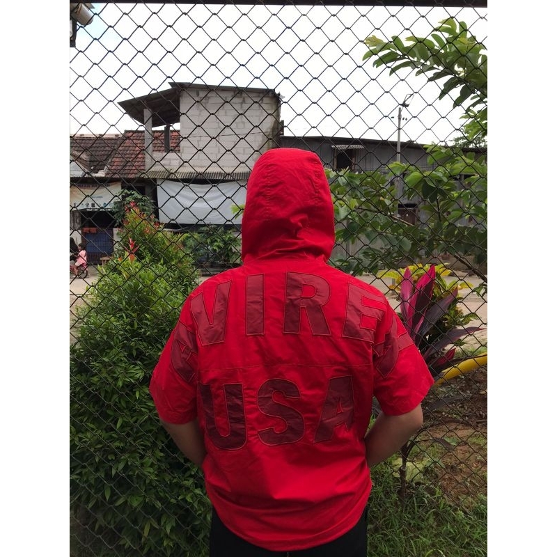 Vintage Hoodie zip up shirt big logo avirex USA