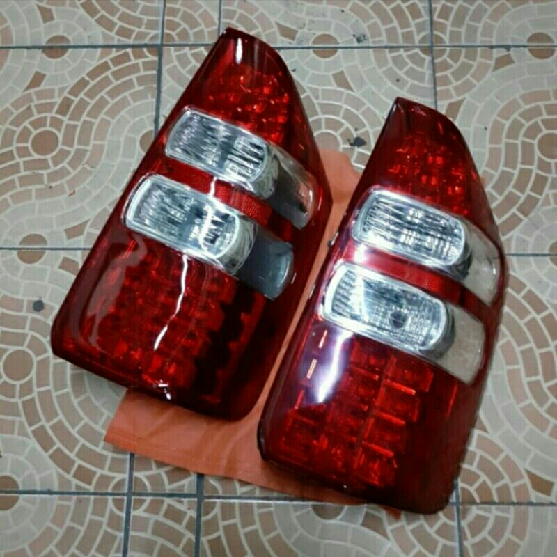stoplamp lampu belakang nav 1