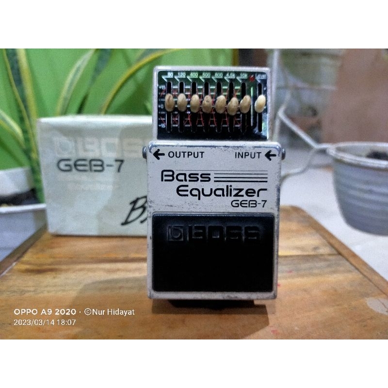 efek equalizer bass boss geb7