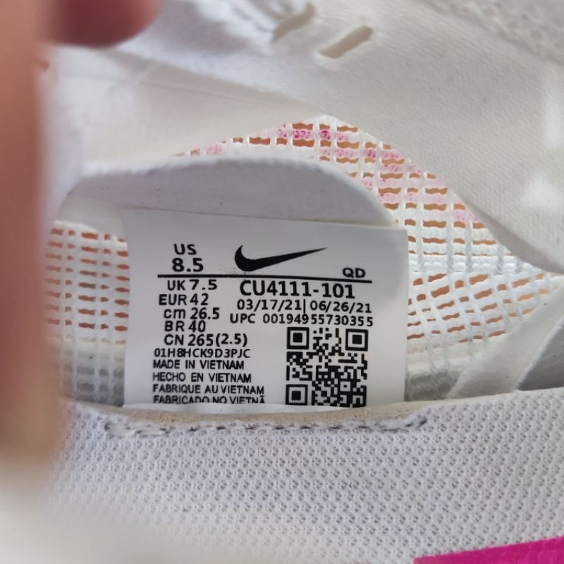 Sepatu vaporfly 2 size 42 nike