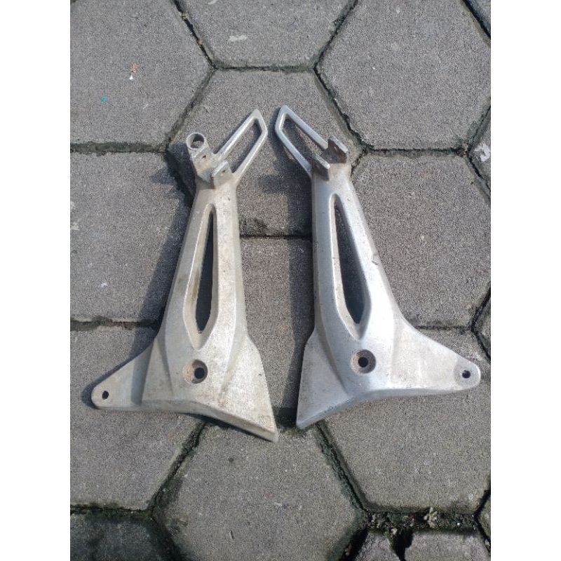 postep belakang supra fit new