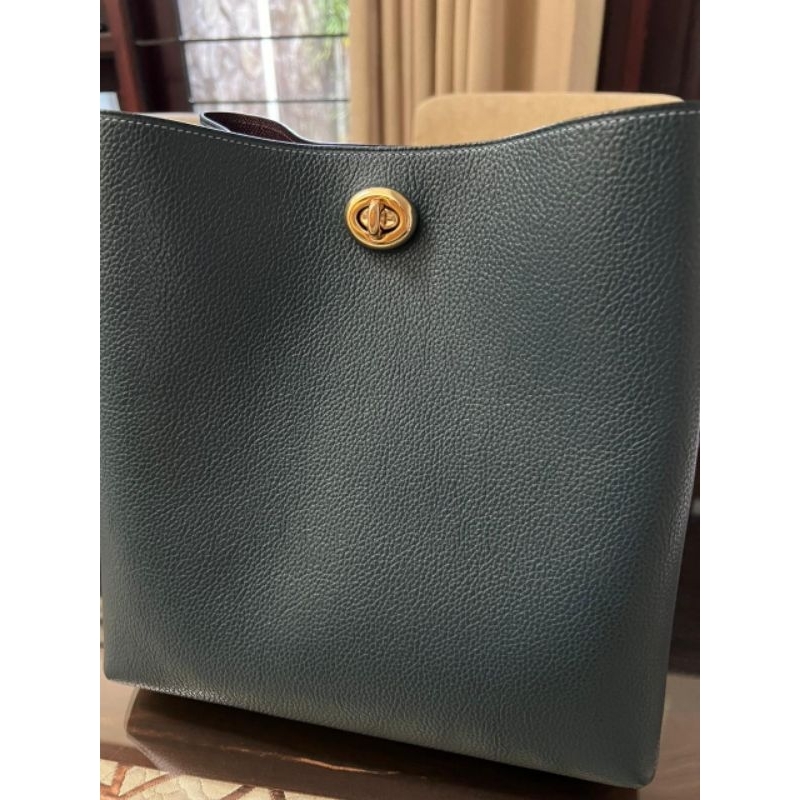 Preloved Coach Charlie Bucket Peacock