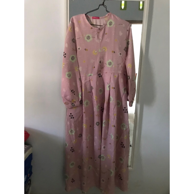 PRELOVED DRESS PRELOVED SHEIKA HIJAB