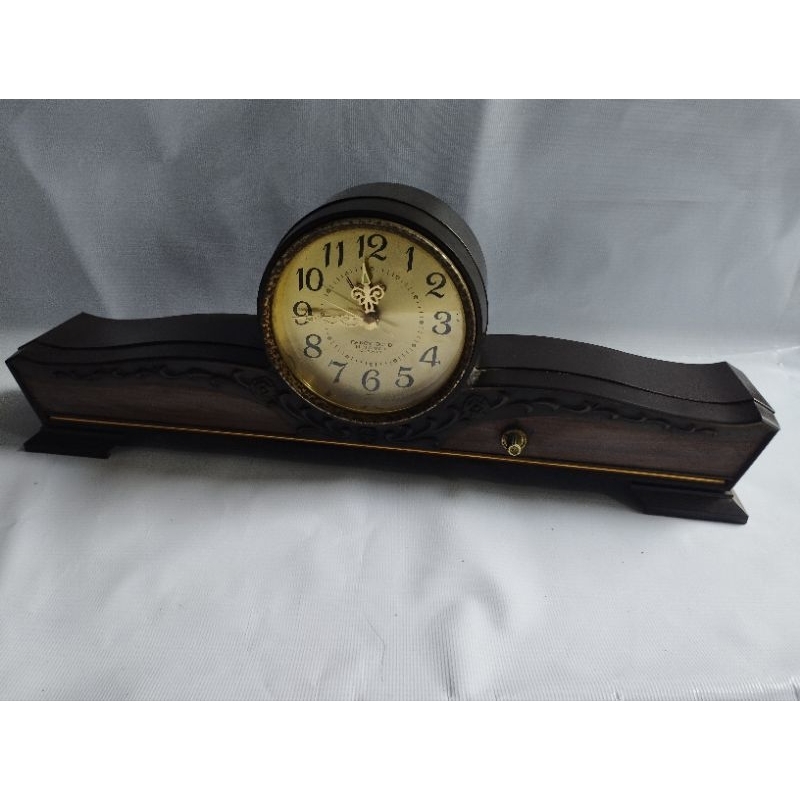 Jam Meja Seiko Unik Cantik