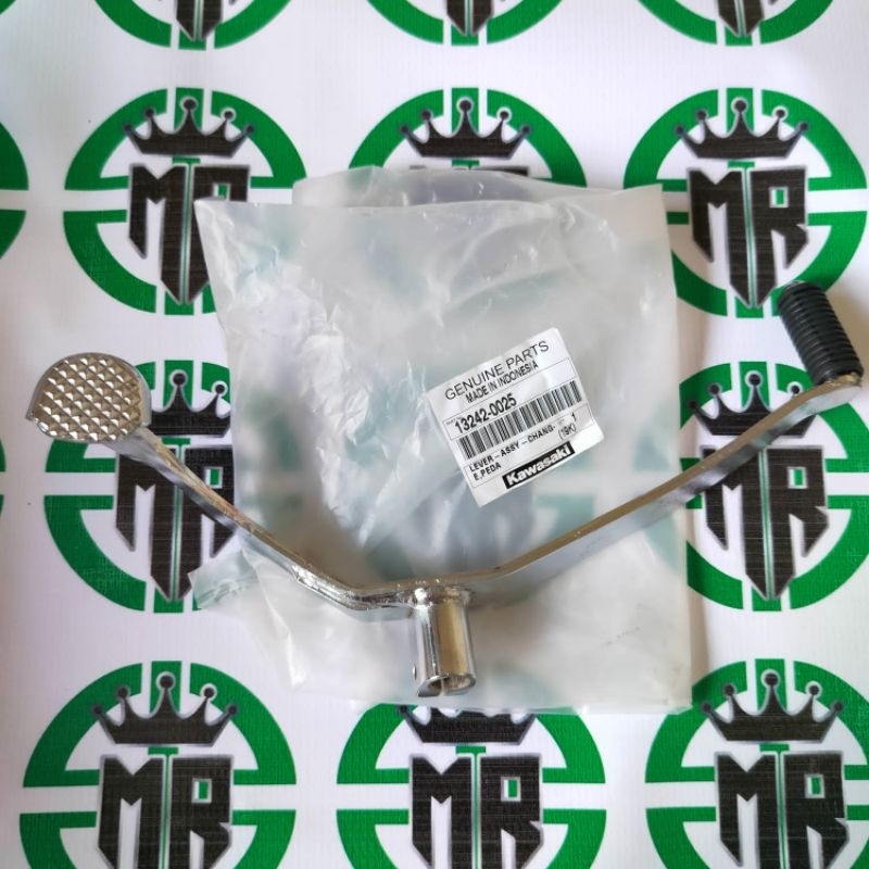 pedal operan overan perseneling gigi kawasaki zx130 zx 130 original