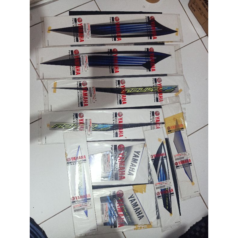 Striping grafik yamaha nouvo Z 2005 biru silver original