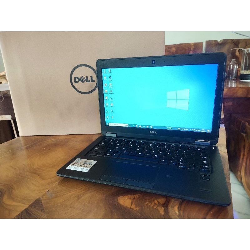 Leptop Dell Latitude E7250 Core i7-5600U Ram 8GB Anti LeLet Bergaransi