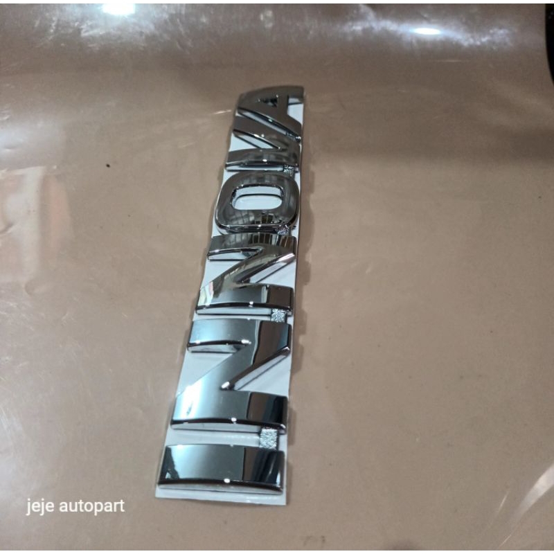 emblem logo tulisan INNOVA ORIGINAL ASLI