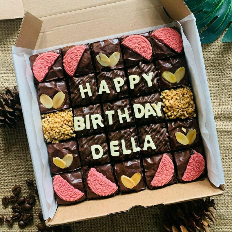 

FUDGY BROWNIES ULANG TAHUN