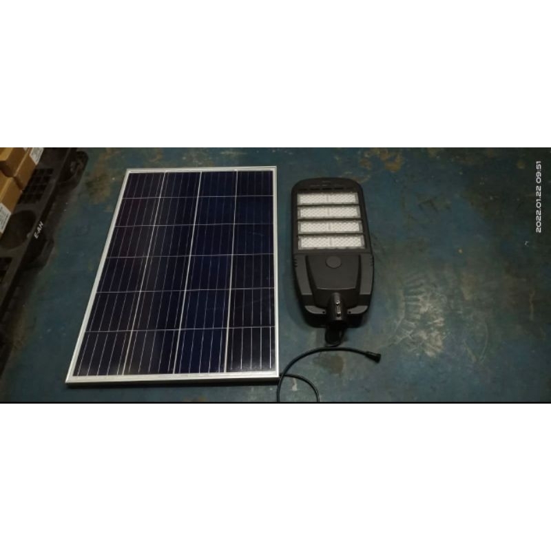 PJU Lampu Jalan Solar 100WP 150W 200W 250W Garansi 1 Tahun