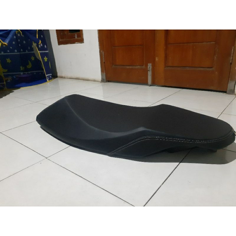 jok nmax old busa empuk kulit mbitech