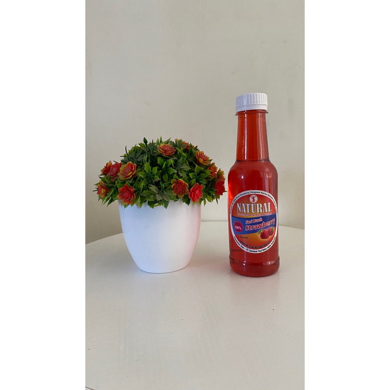 

sari buah stroberi asli 100%