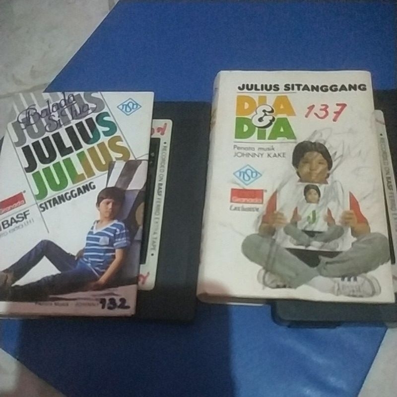 Kaset pita Julius Sitanggang