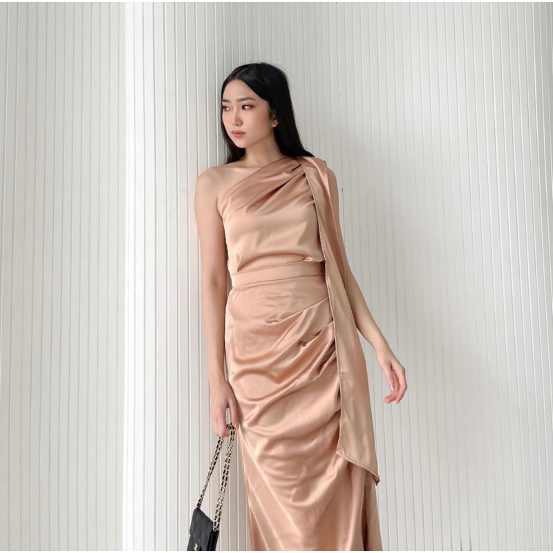 EDELINE SET SATIN DRESS KOREA - PROM NIGHT GOWN - MAXI DRESS KONDANGAN - DRESS PESTA SEXY - SERAGAM BRIDESMAID DRESS SATIN ROSEGOLD - GAUN WANITA - PRAWEDDING DRESS ELEGANT - HADIAH / KADO ULTAH CEWEK