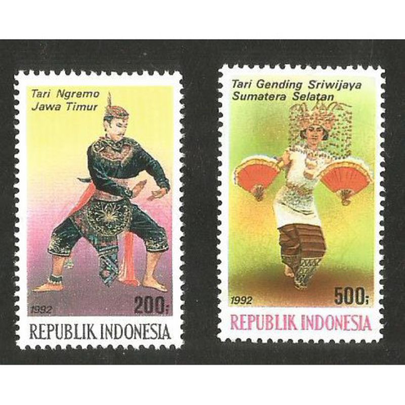 

2 prangko unik tari tradisional tahun 1992, baca deskripsi