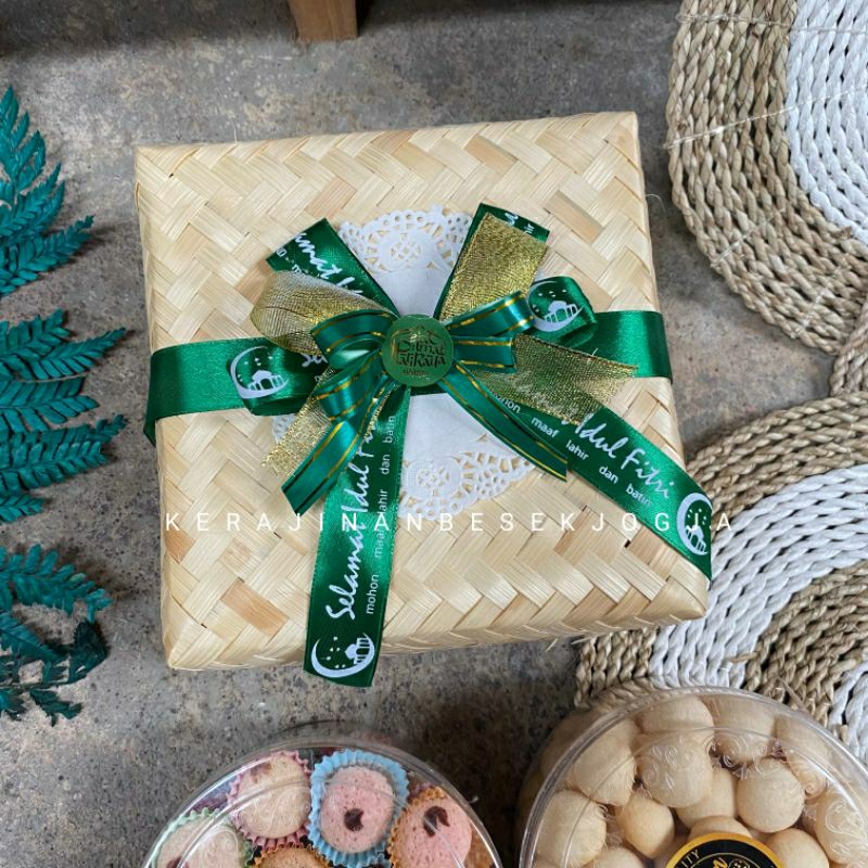 SEPASANG BESEK NATURAL PITA /besek murah besek bambu besek kekinian hampers cantik hampers murah