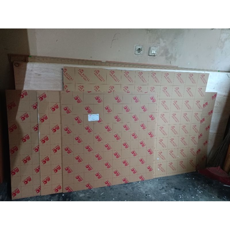 Akrilik Lembaran 10mm 120x60 cm