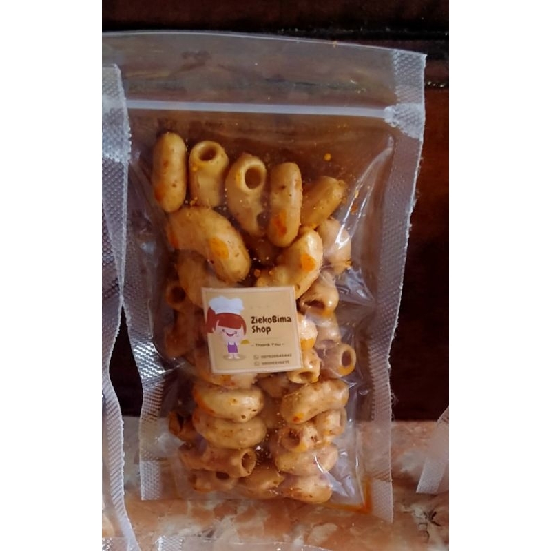 

makaroni pedas asin 50gran