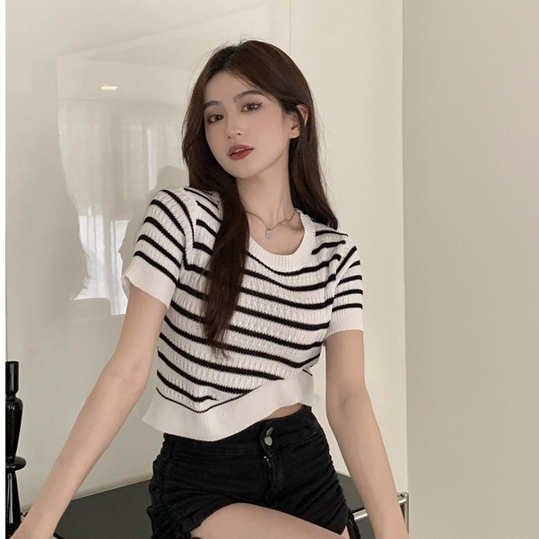 Baju Atasan Wanita/Kaos Bergaris Lengan Pendek Rajut Import Vintage Premium Crop Top