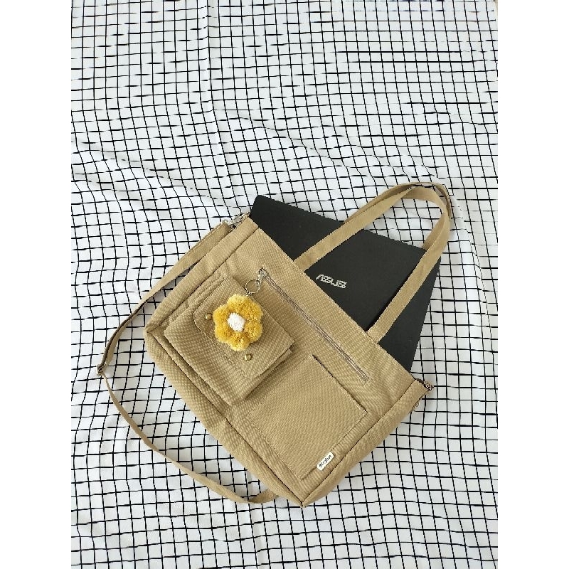 Kale Totebag muat laptop 14 inch Aesthetic ada tali panjang sekolah kerja