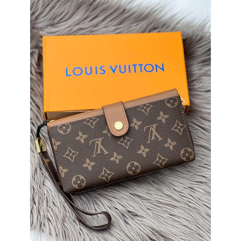 Dompet Lipat Panjang LV Kancing Freebox dan Free Tali Pendek Bahan Waterproof Kekinian