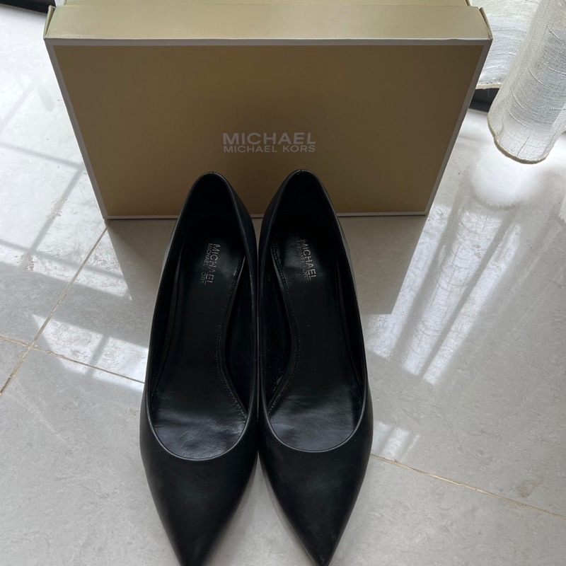 Michael Kors Mid Pump Heels Leather [Preloved]