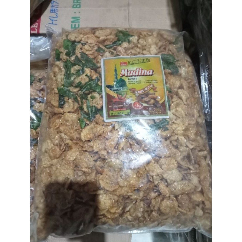 

emping melinjo pedas manis daunjeruk