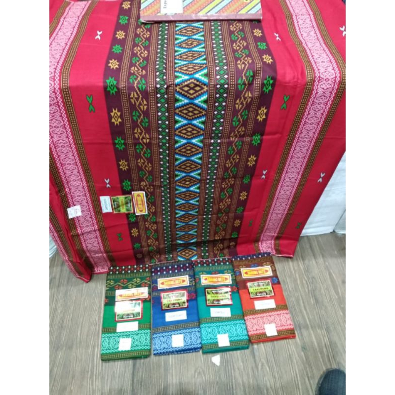 sarung katun etnik siap pakai cocok untuk partangiangan dan acara pesta