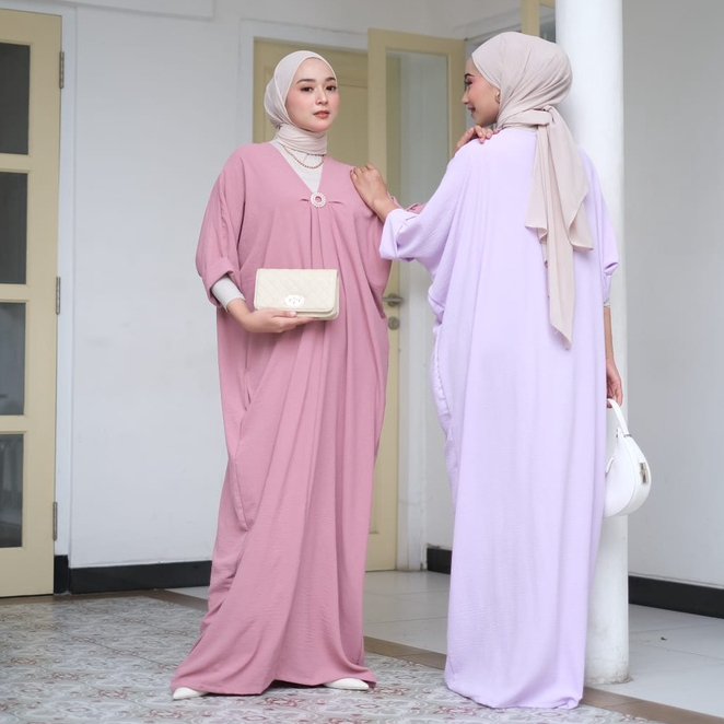 Zaina kaftan - dress kaftan modern polos free bross / dress kaftan lebaran / dress kaftan kondangan / dress kaftan jumbo / dress kaftan busui / kaftan simple kancing depan / kaftan simple polos / kaftan jumbo ld 130 / kaftan lebaran