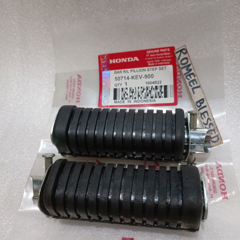 KARET FOOTSTEP BELAKANG BARSTEP SUPRA GRAND KARISMA ASTREA LEGENDA