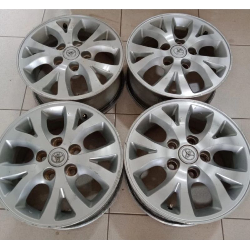 Velg mobil bekas inova V ring 15 lebar 6 pcd 5x114 et 45