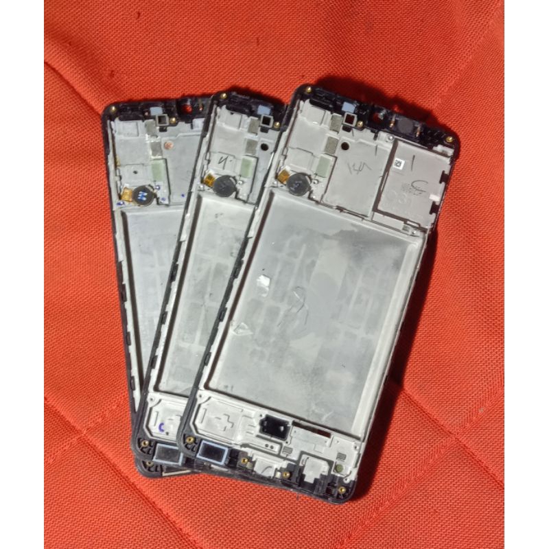 Frame Lcd Samsung /Tulang tengah Samsung A31 Dudukan Tatakan Lcd ORI / bawaan hp A31