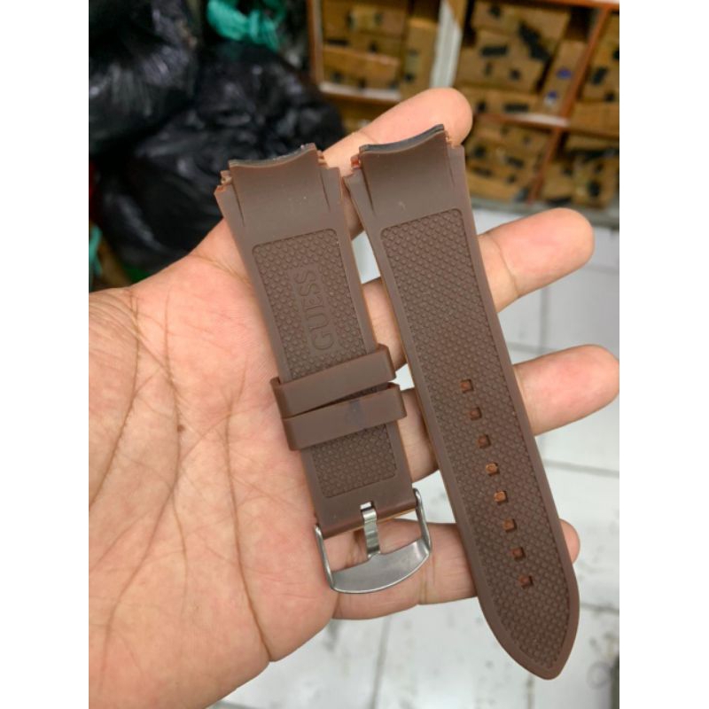 Strap Tali jam tangan Guess rubber Coklat 22mm