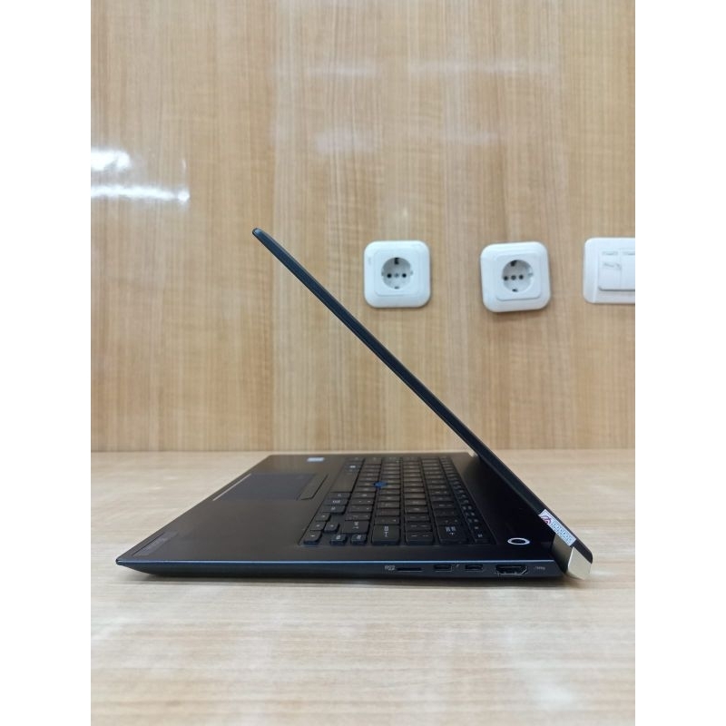 Laptop Toshiba Tecra X40-D Core i5 Slim dan Ringan