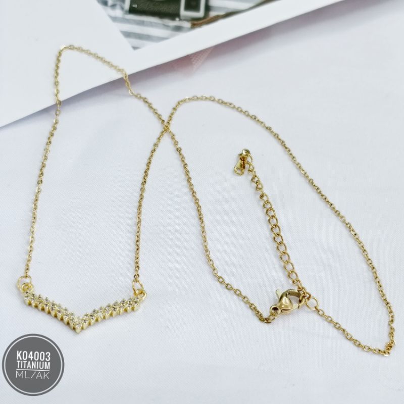 Kalung Titanium fuji permata zircon gold K04003