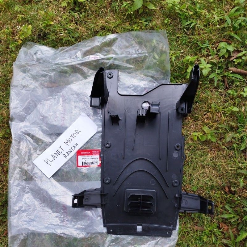 64340K2SN00ZA Cover Under Dek Kolong Lumpur Bawah Vario 160 K2S Orginal Ahm